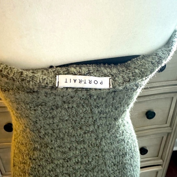 Anthropology, Excellent condition, versatile, classy sweater dresss - Picture 5 of 6